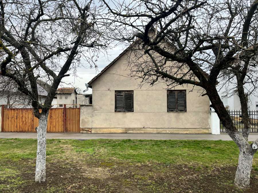 kuća - Parage, Svetosavska  K-