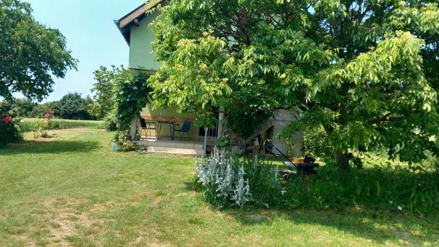 kuća - Ljuba , Dolovi K-
